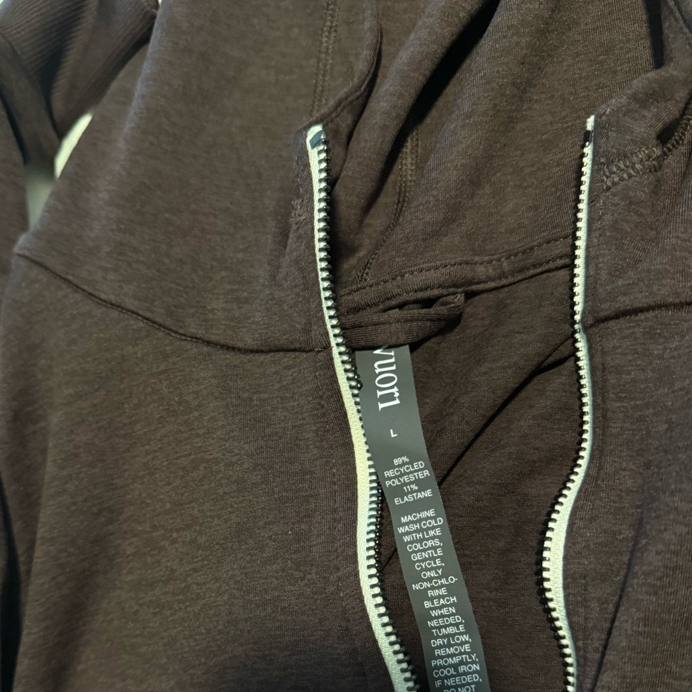 VUORI Halo Mini Full Zip Hoodie - Picture 3 of 3